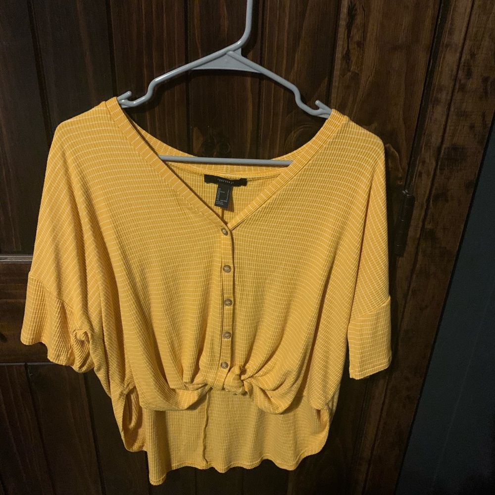 Tie front top